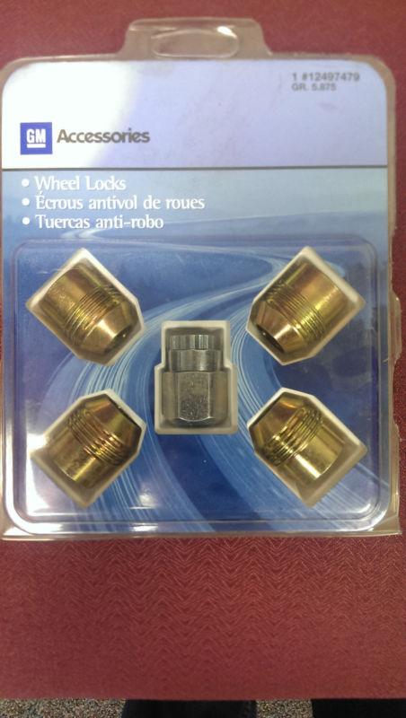 Gm wheel lockslocking lug nuts #12497479 brand new nib