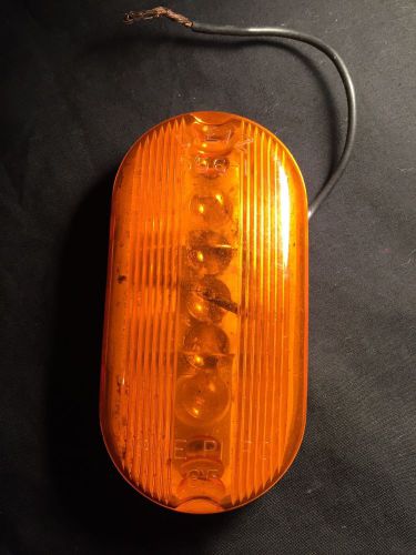 Dietz side marker trailer light with amber lens~556-i sae pi pc 65~holds 2 bulbs