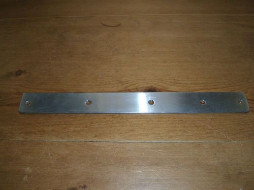 Stainless steel flat bracket (1/8&#034; x 1-1/4&#034; x 12&#034;) (pair)