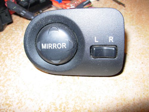 97 98 99 00 01 02 escort power mirror position adjust switch