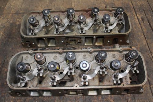 1965 big block chevy 396 rectangle port cylinder heads 3856208 208 e-22-5 f-1-5