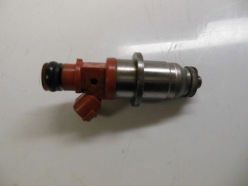 Yamaha outboard fuel injector  p.n. 68f-13761-00-00, fits: 2000-2006 and late...
