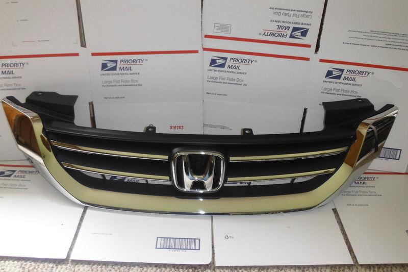 2013 honda accord grille assembly. factory new  for 4 door