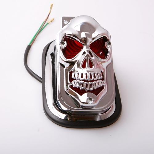 Chrome skull integrated rear tail light side assembly for harlely motorcycle