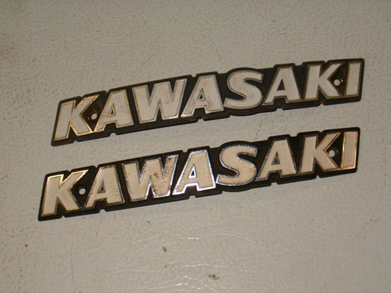 Kawasaki kz400 gas fuel tank logos set both sides pieces used, nice shape kz 400