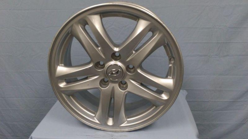 102l-2 used aluminum wheel - 10-12 hyundai santa fe,17x7