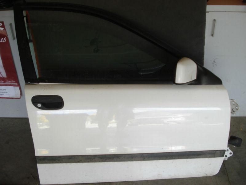 Volvo v40 doors passenger and drivers 2000 parts body