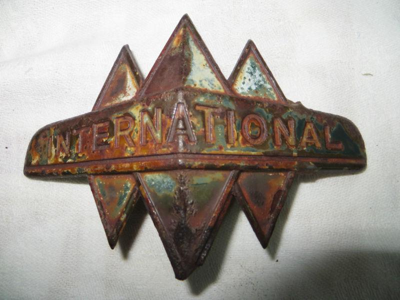 1934-1936 international pickup truck grille shell emblem 1935 grill badge trim