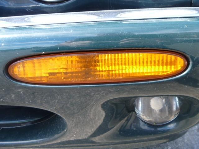 98 99 00 01 02 03 jaguar xj8 l. bumper mounted marker park lamp light
