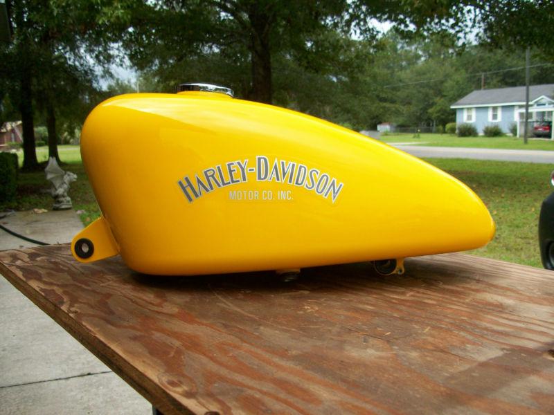 Harley davidson sportster 883 gas tank 1996-2003 yellow