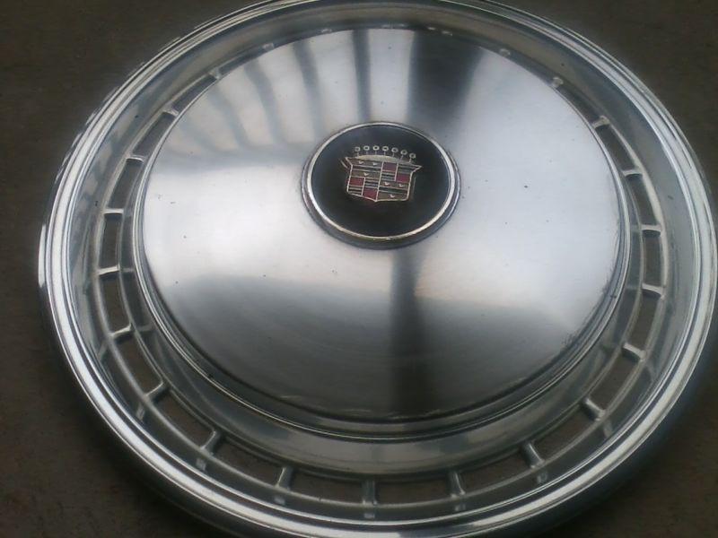 Cadillac deville  hubcap