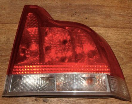 Volvo s60 tail light lamp rear right r passenger oem tested 05-09