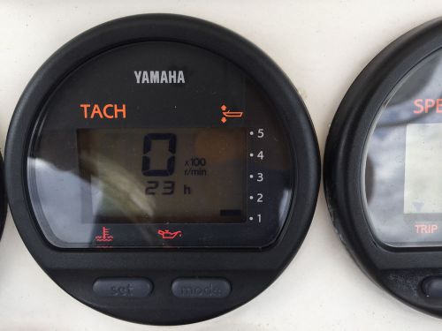 Yamaha outboard digital multifunction tachometer 23 hours since new