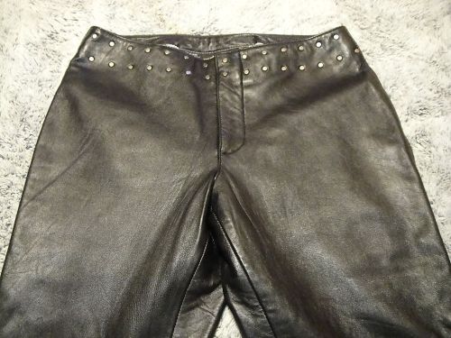 Harley davidson ~ women&#039;s size 32/4 ~ black leather lined studded pants