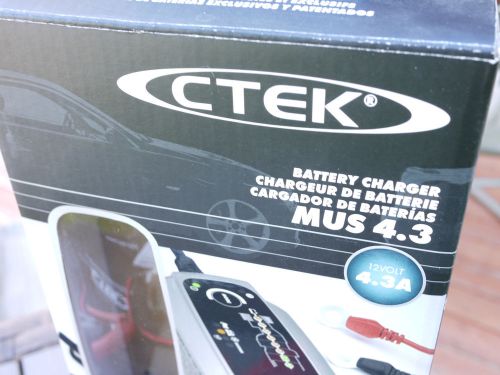 Ctek (56-864) mus 4.3 12 volt fully automatic 8 step battery charger