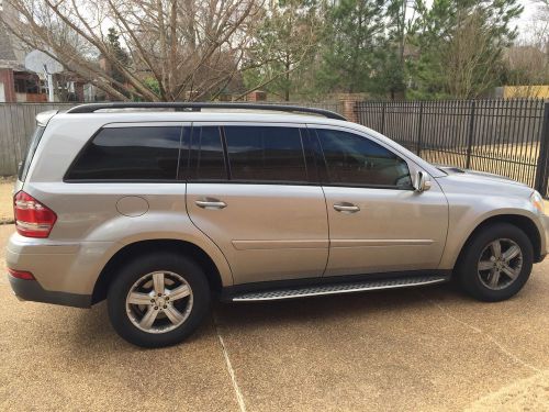 Nice 2007 mercedes benz gl 450 -price lowered to move!  well taken care of -