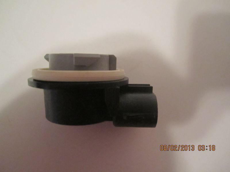 Ford  Turn Signal Corner Light Socket F17B-13411-FB OEM