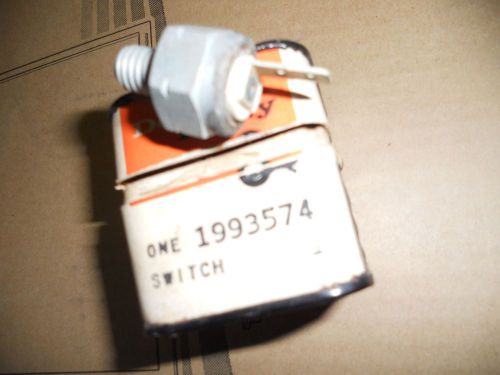 1993574 nos gm 1961-69 chevy corvair temp switch delco remy d1856