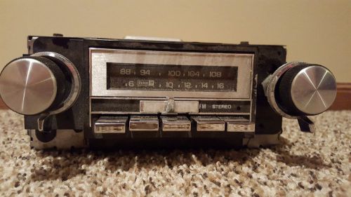 Delco radio model 16009960