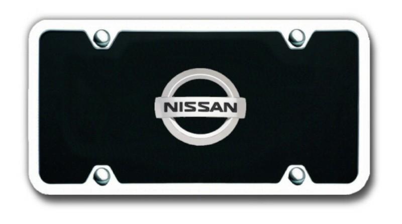 Nissan '02 logo chr/blk acrylic kit made in usa genuine