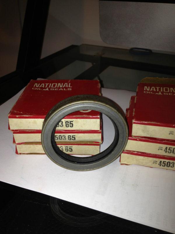 Nos national oil seal #450365 in original box