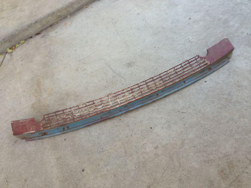 1957 / 1958 ford fairlane  cowl top ventlation grille assembly