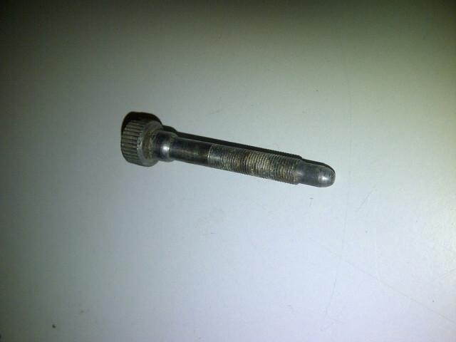 Bmw r90/6 bing 32mm carb idle adjust screw