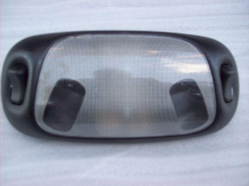 99 00 01 02 03 04 ford mustang coupe interior  dome map light 