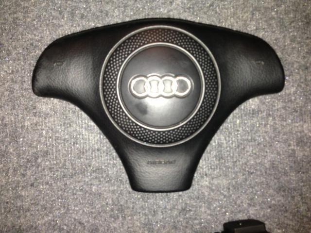 2000-2002 audi s4 2.7t steering wheel airbag
