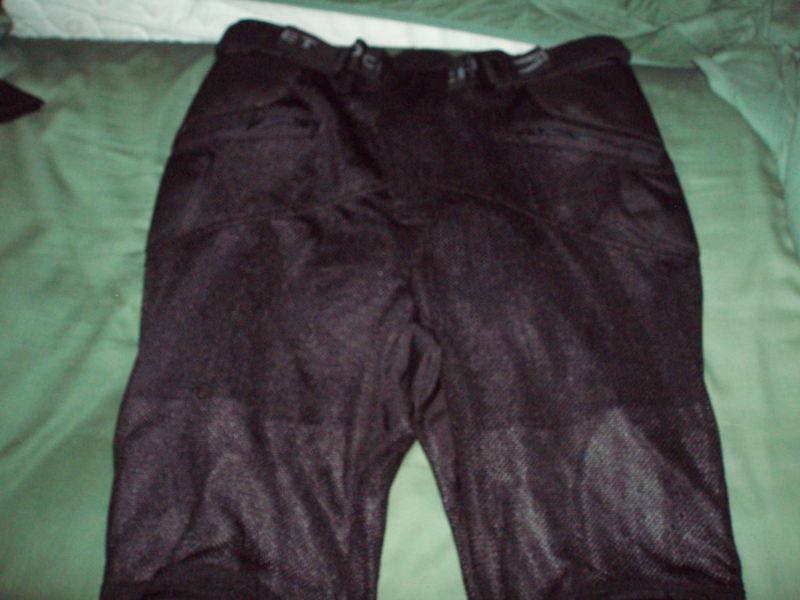 Joe rocket padded motorcycle pants, black, excellent condition, size xl