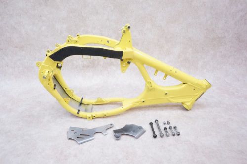 2002 02 suzuki rm250 rm 250 oem frame chassis skid plate guards &amp; motor mounts