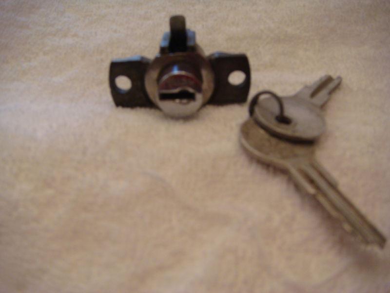 Dodge plymouth desoto glove box lock with 2 yale keys 1941 1942 1946 1947 nos
