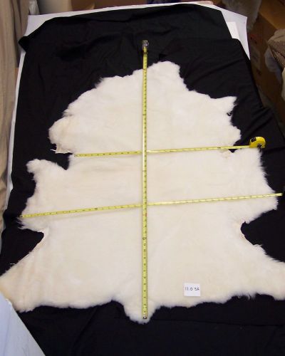 Sheepskin pelt-merino lambskin -white (11.0 sf)