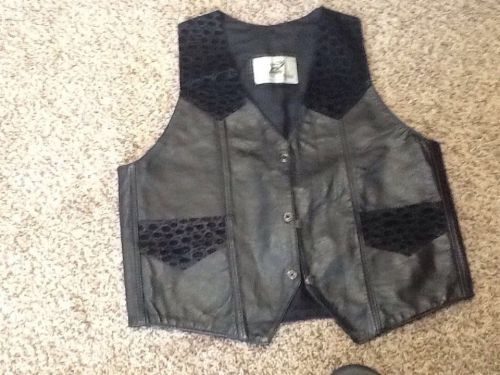 Genuine leather biker vest size m - made in mexico