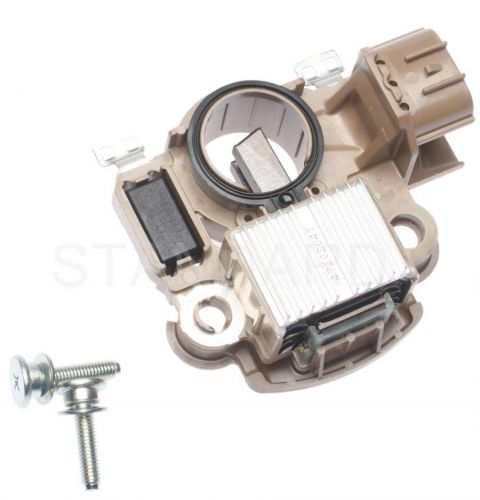Standard motor products vr796 new alternator regulator