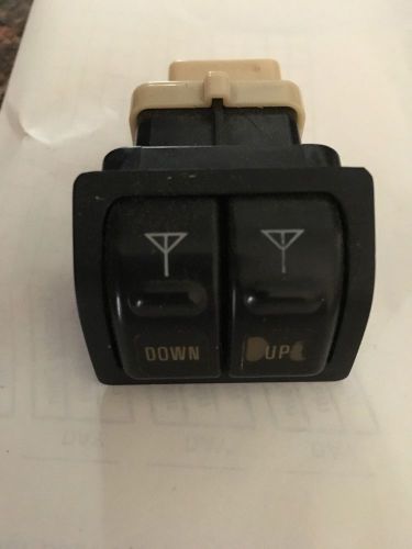 Fj80 antenna switch