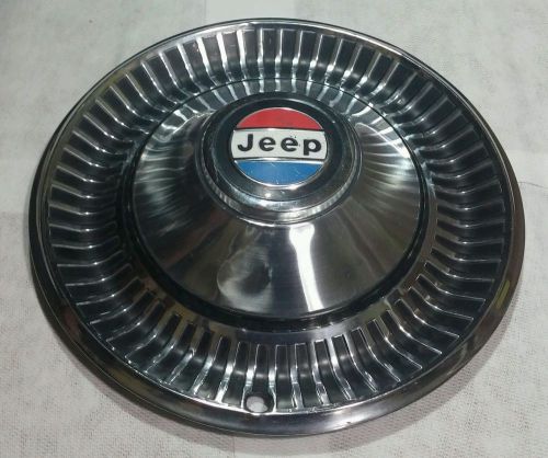 1970s jeep j10/wagoneer 15 inch hubcap