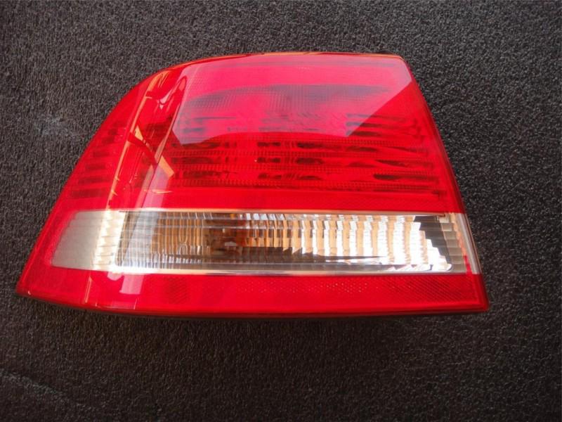 03-07 oem saab 9-3 lh left driver side outer tail light lamp complete with bulbs