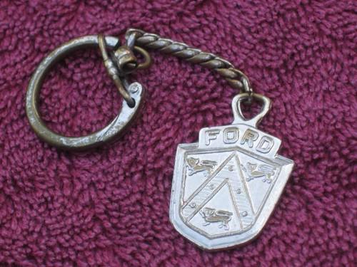 Vintage ford key chain accessory with old style emblem & clasp