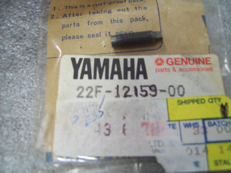 Genuine yamaha valve adjusting screw xc125 xv250 ttr125 & more 22f-12159 new nos