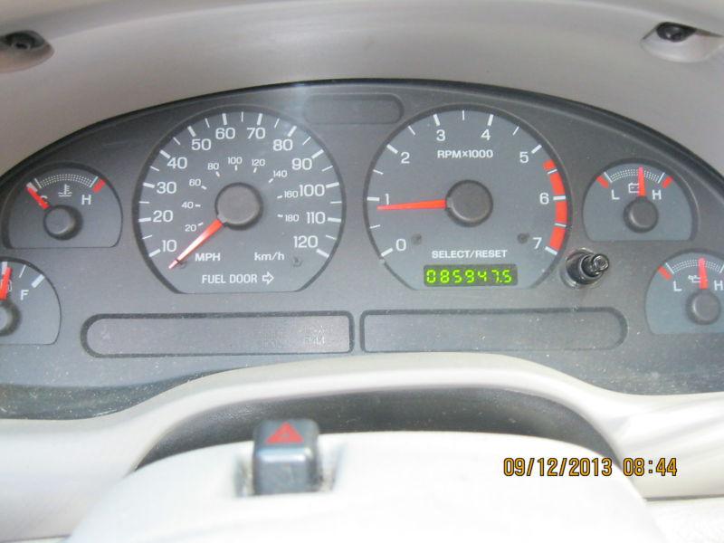 02 03 04 ford mustang speedometer cluster mph 3.8l from 06/28/02 261047