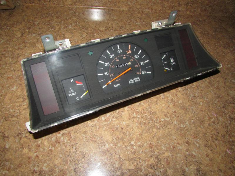 Toyota hilux pickup truck 22r 22re  speedometer gauge cluster panel 1984-1988