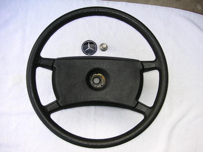 Mercedes benz steering wheel 126 464 00 17 from 1982 300 sd very good condition