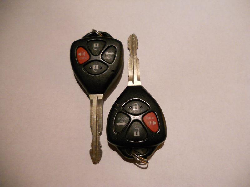 New,lot of 2, 2013 toyota corolla remote entry fobs,cut key "g" etched,4-button 
