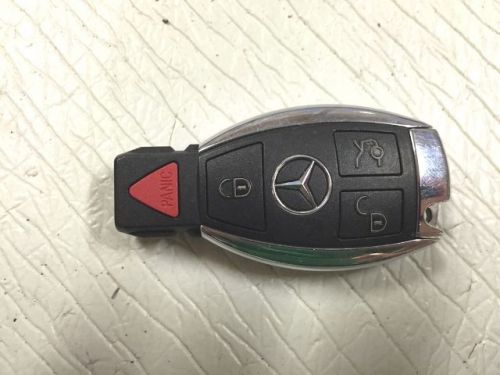 Mercedes benz smart key keyless entry 4 button remote fcc: iyzdc10 204y51000200