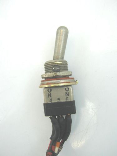Eaton/culter hammer on on toggle switch ms90311-231 8869k4 2 pos f16 simulator