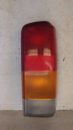 1997 to 2001 jeep cherokee passenger right tail light