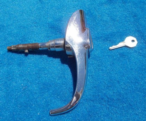 1942 1946 1947 1948 chevy car trunk handle with key very nice used shinny chrome