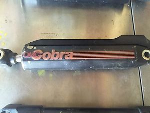Omc cobra trim ram cylinder freshwater starboard side