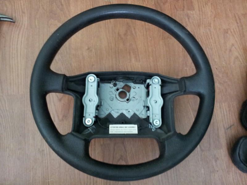 Volvo 850 steering wheel and air bag - 1997